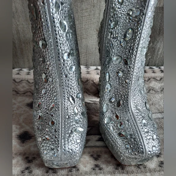 NIB sz6.5 Dollyi Crystal 💎 Jessica Simspon Embellished Platform Heel Boots - Picture 12 of 14